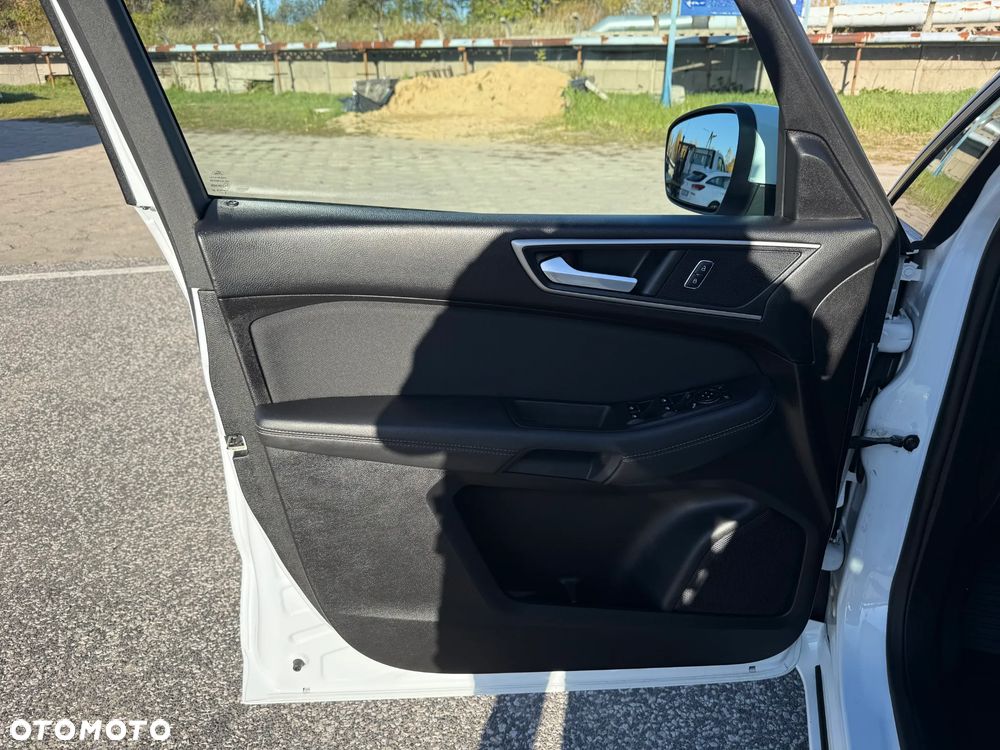 Ford S-Max 1.5 EcoBoost Titanium - 23