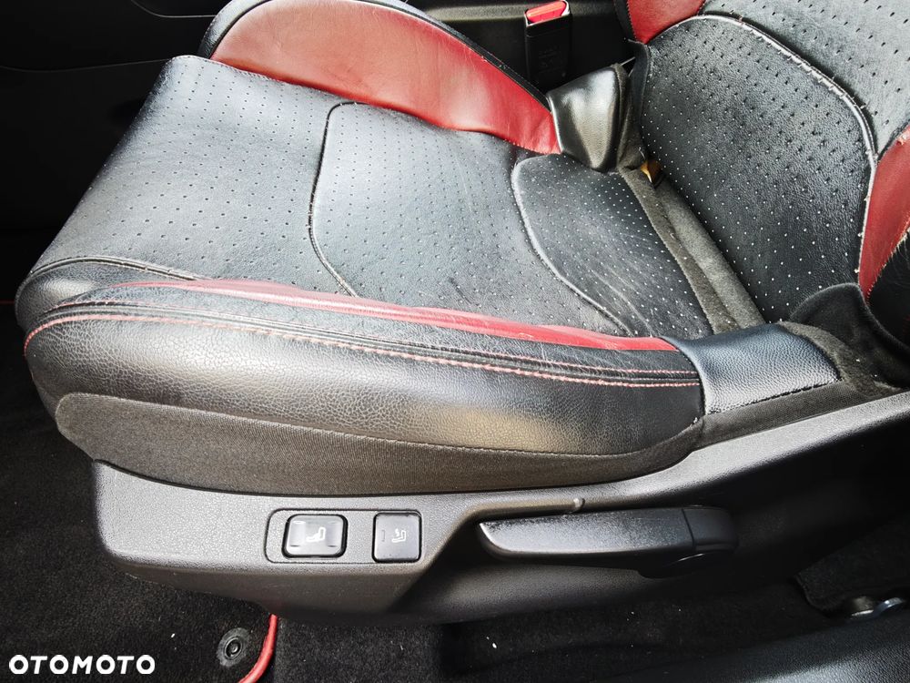 Citroën DS4 BlueHDi 150 S&S SoChic - 38