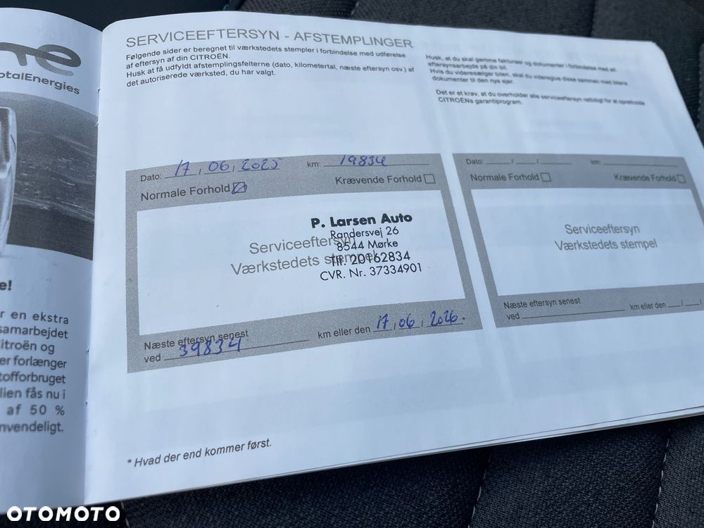 Citroën C4 PureTech 130 Stop&Start EAT8 SHINE - 25