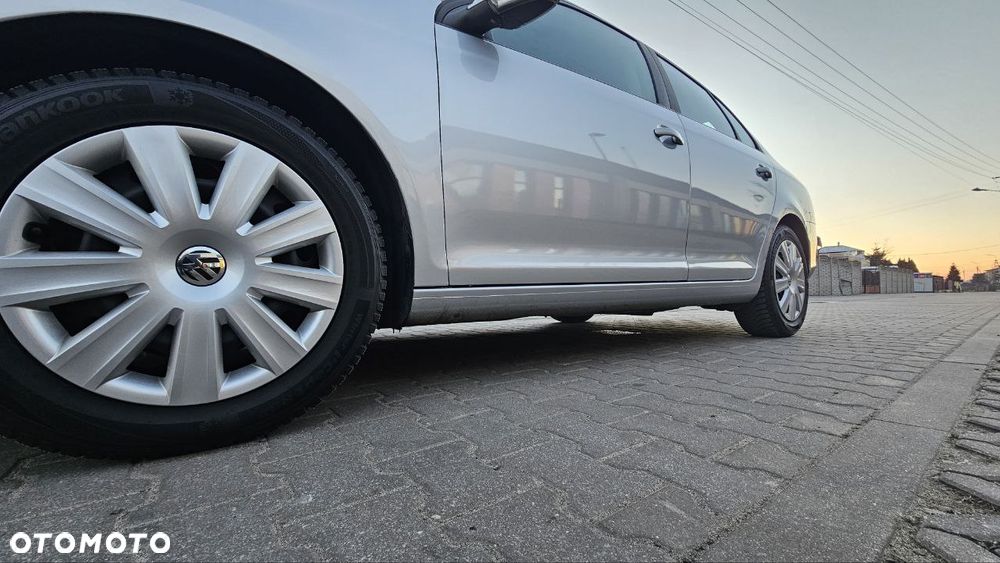 Volkswagen Jetta - 32