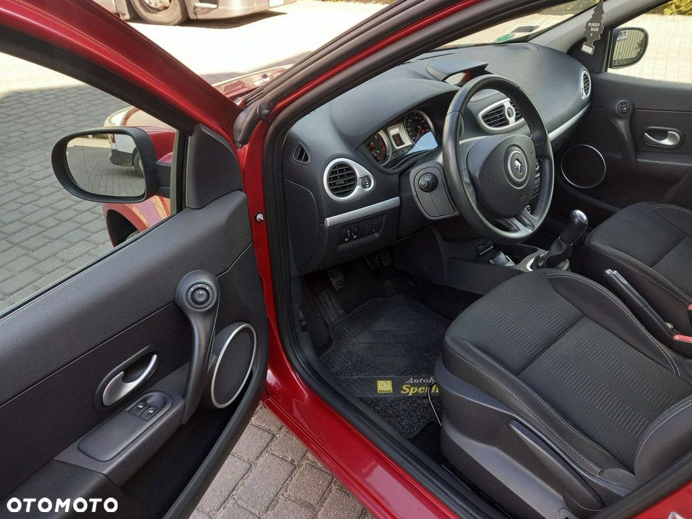 Renault Clio 1.2 16V Luxe Dynamique - 25