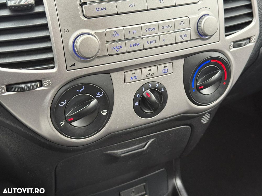 Hyundai i20 1.2 Economy - 17