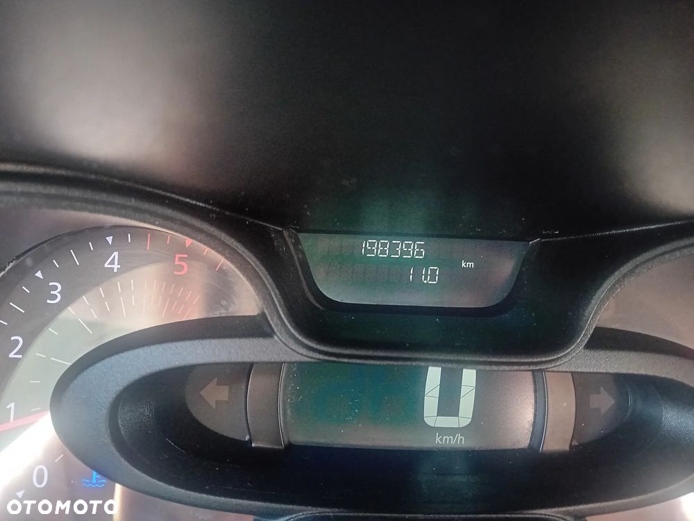 Renault Trafic - 23