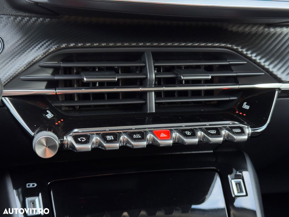 Peugeot 2008 PureTech 100 Allure - 24