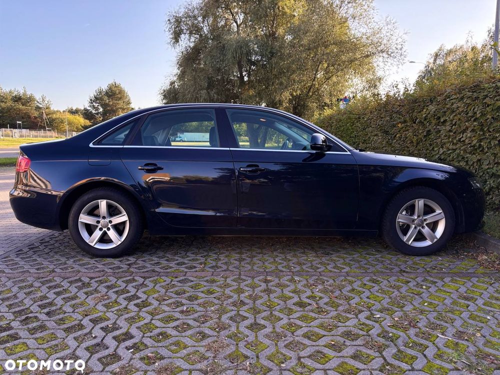 Audi A4 Limousine 2009 photo 4