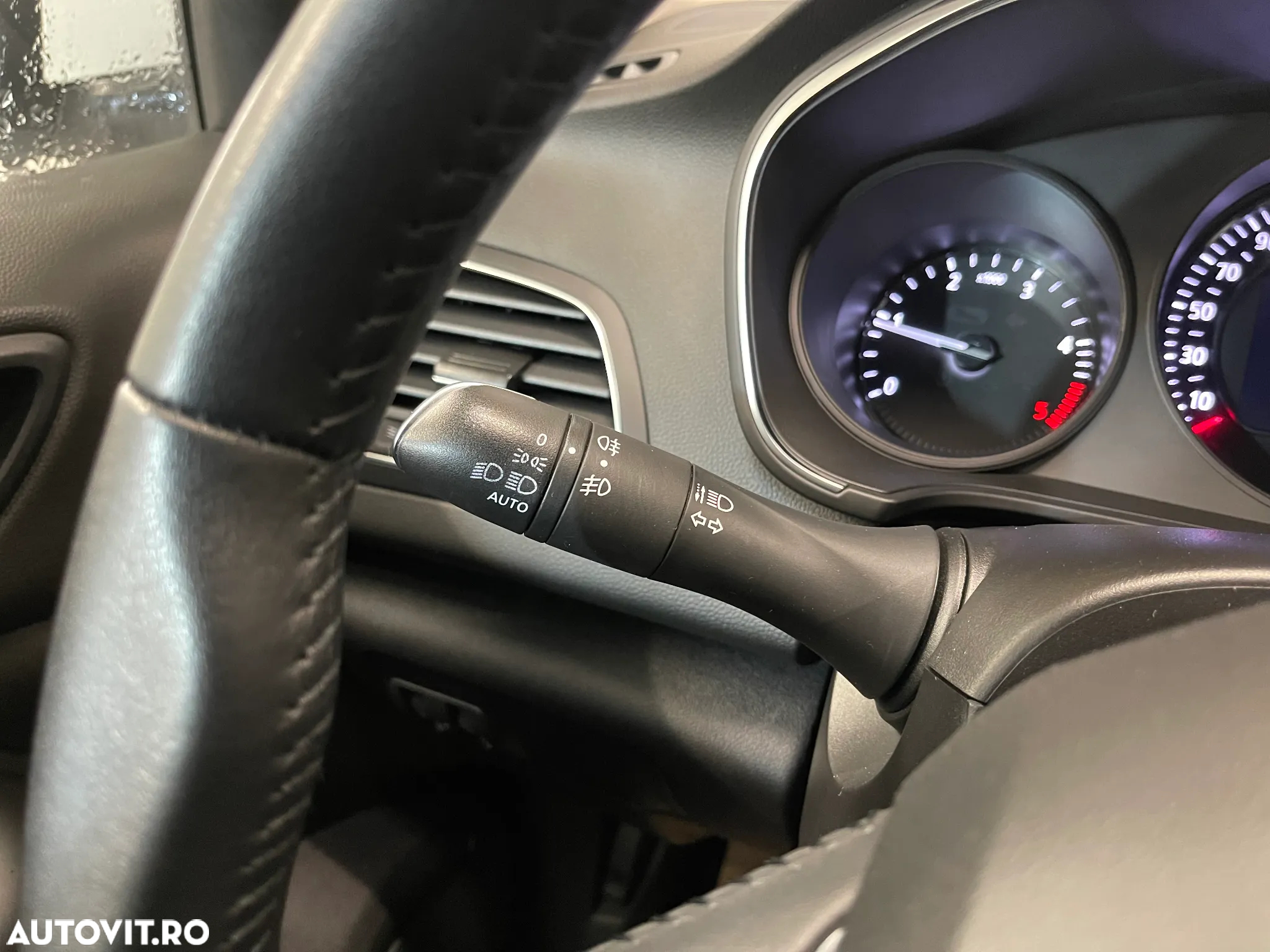 Renault Megane Blue dCi 116 Zen - 17