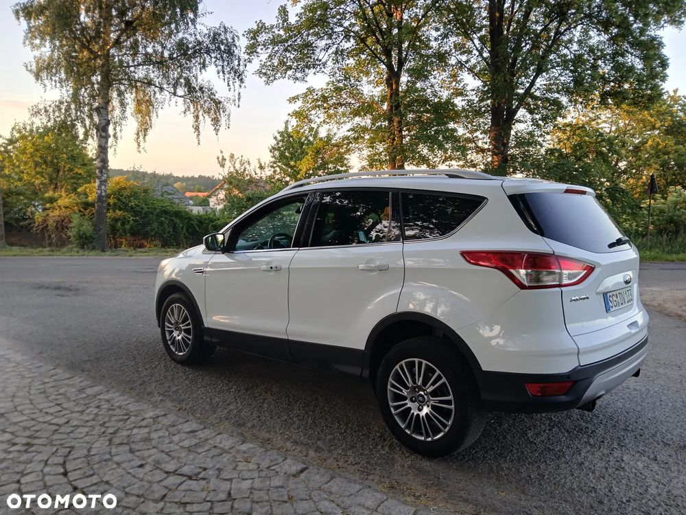 Ford Kuga 2.0 TDCi 4x4 Titanium - 9