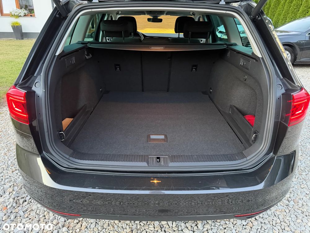 Volkswagen Passat Variant - 31