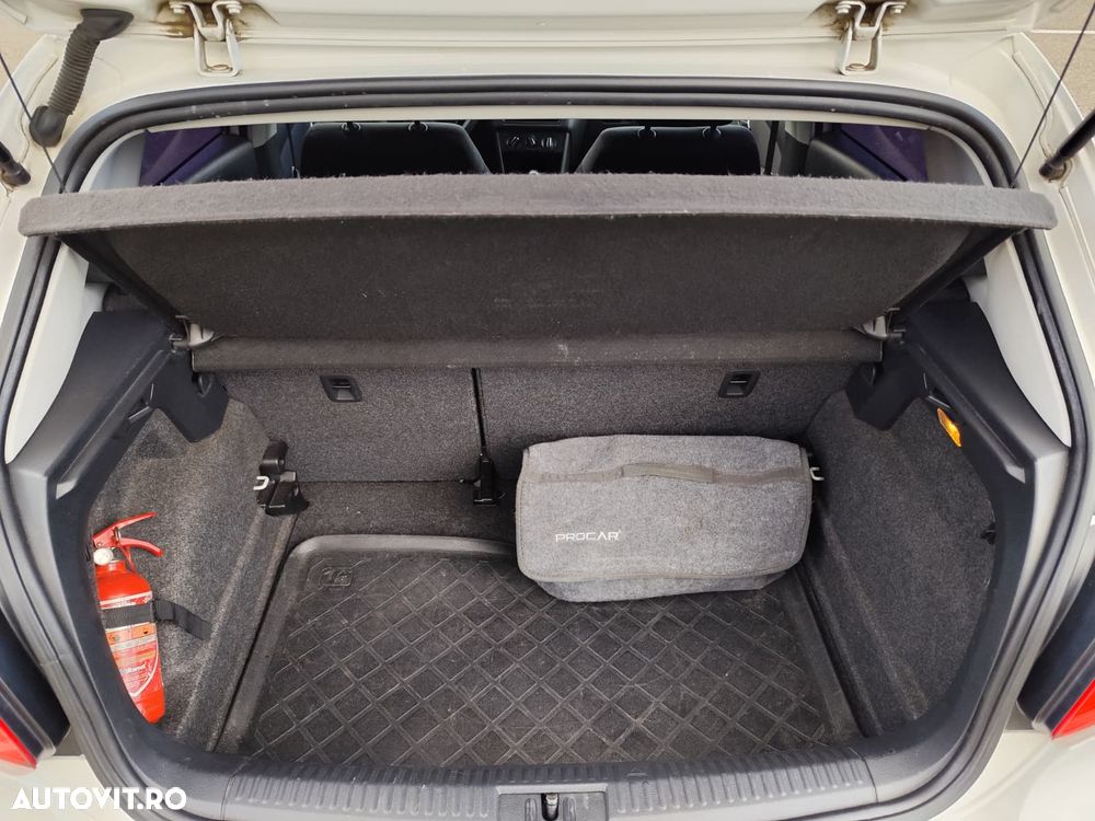 Volkswagen Polo 1.4 Comfortline - 16