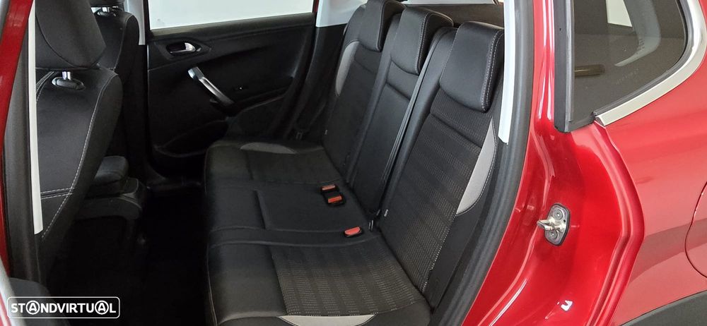 Peugeot 2008 PureTech 110 Stop&Start Allure - 8