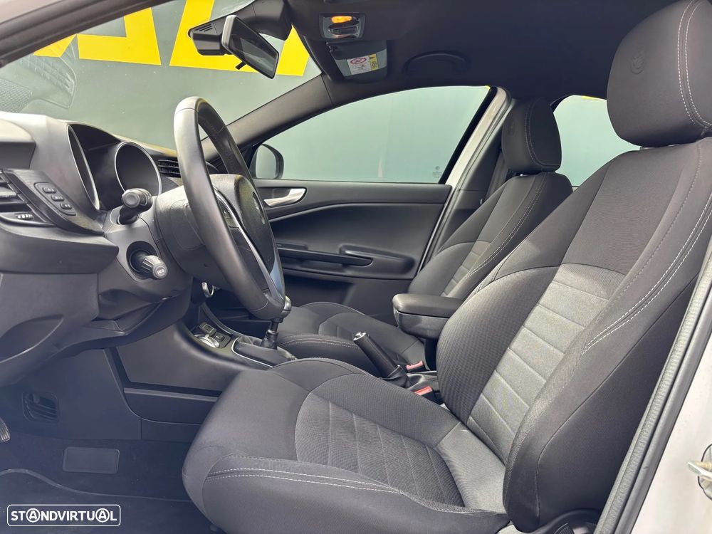 Alfa Romeo Giulietta 1.6 JTDM Super - 10