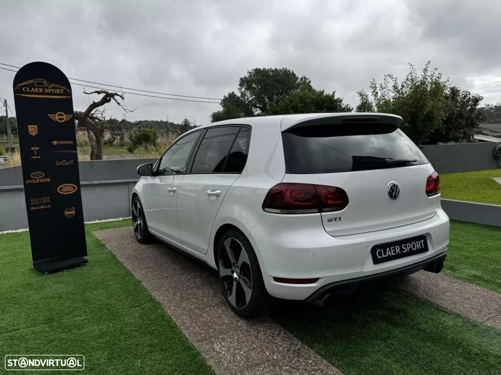 VW Golf 2.0 GTI DSG adidas - 7