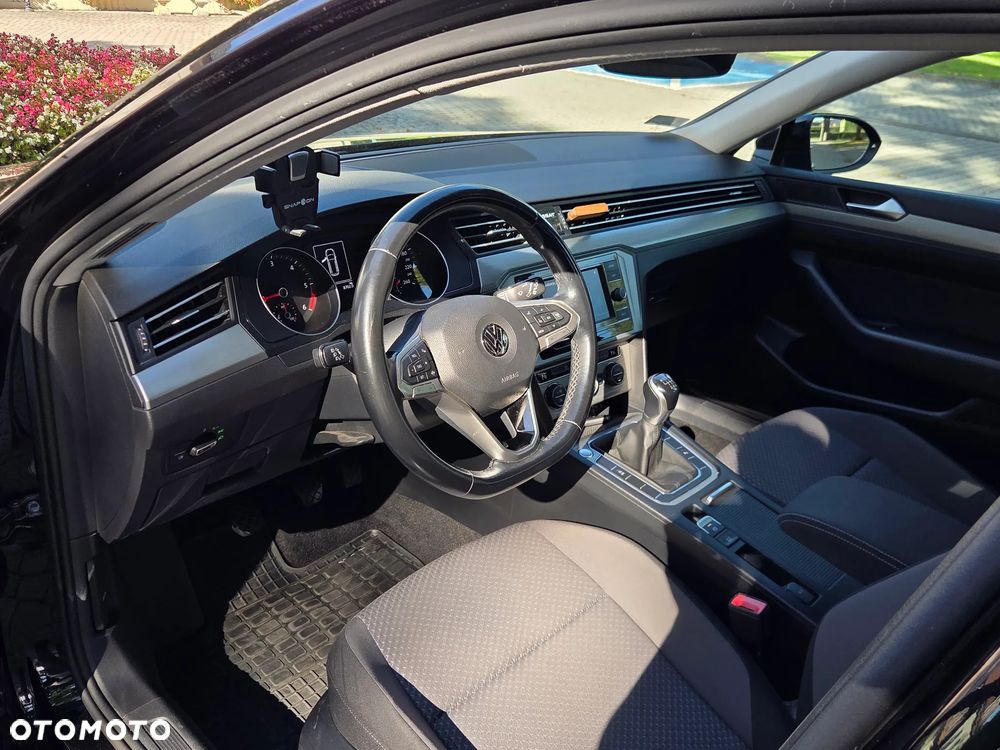 Volkswagen Passat Variant - 17