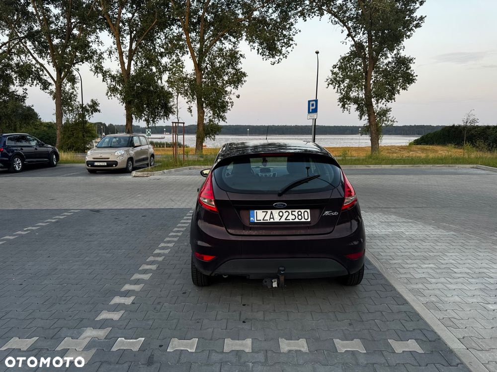 Ford Fiesta 1.4 Ghia EU5 - 10