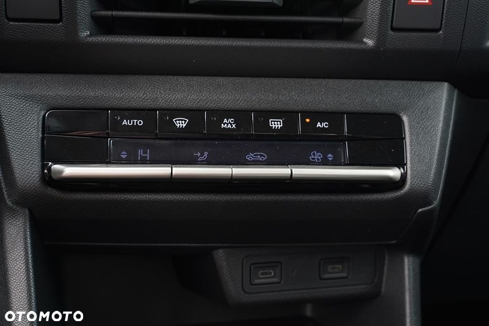 Opel Frontera 1.2 T mHEV GS eDTC6 - 19