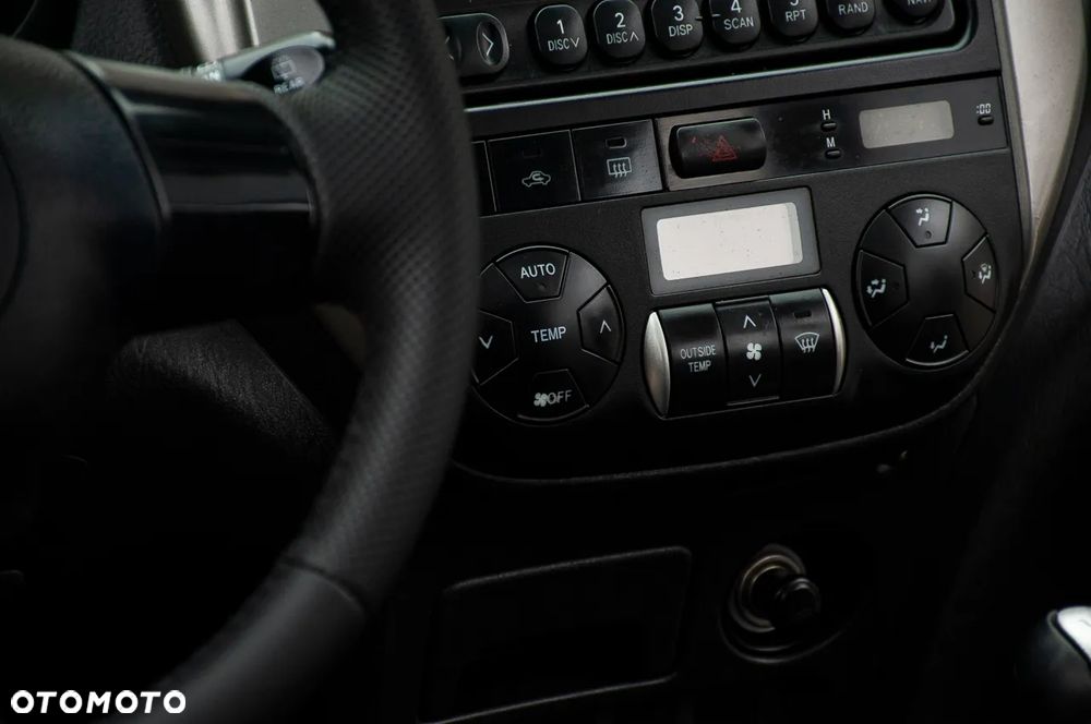 Toyota RAV4 2.0 VVT-i 4x4 - 10