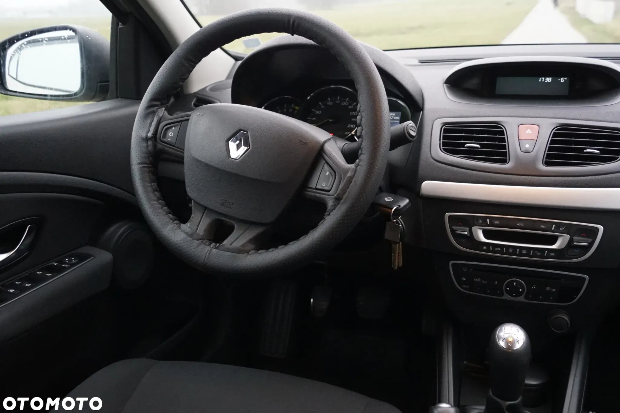 Renault Fluence 1.6 16V Expression Euro5 - 18