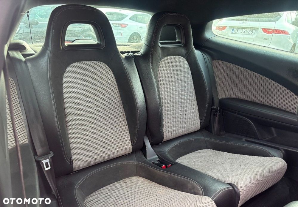 Volkswagen Scirocco - 12