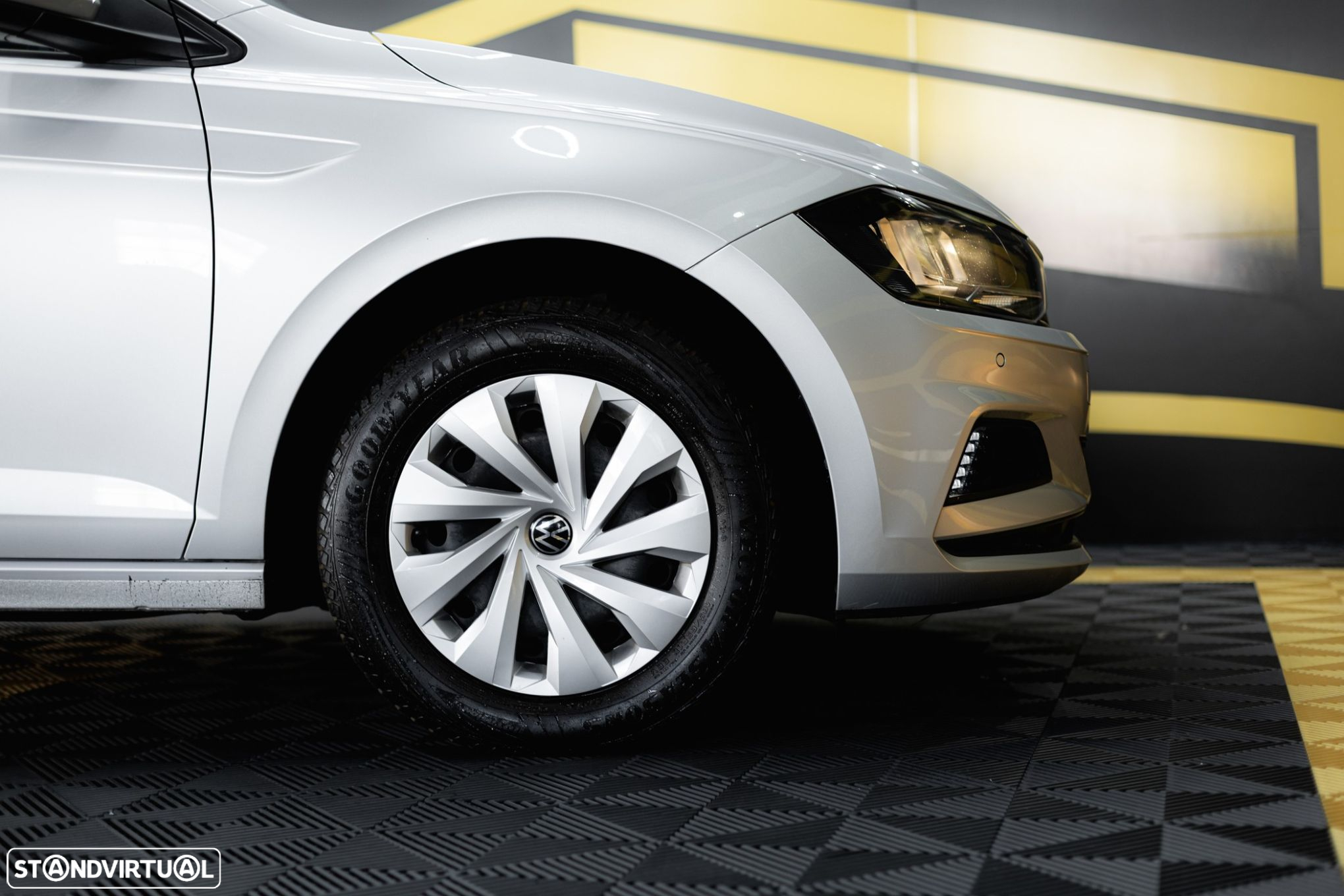VW Polo 1.0 TGI Confortline - 12