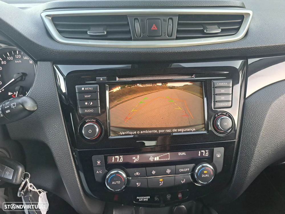 Nissan Qashqai 1.5 dCi DCT N-CONNECTA - 26