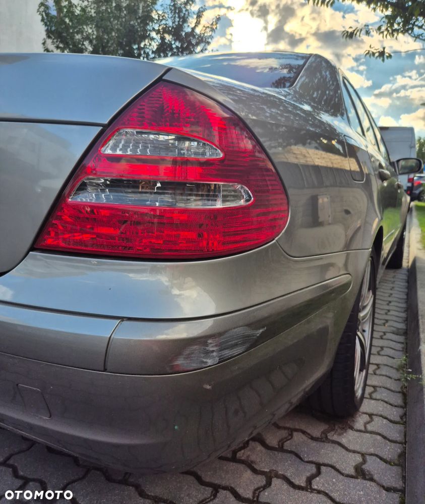 Mercedes-Benz Klasa E 200 Kompressor Automatik Classic - 16