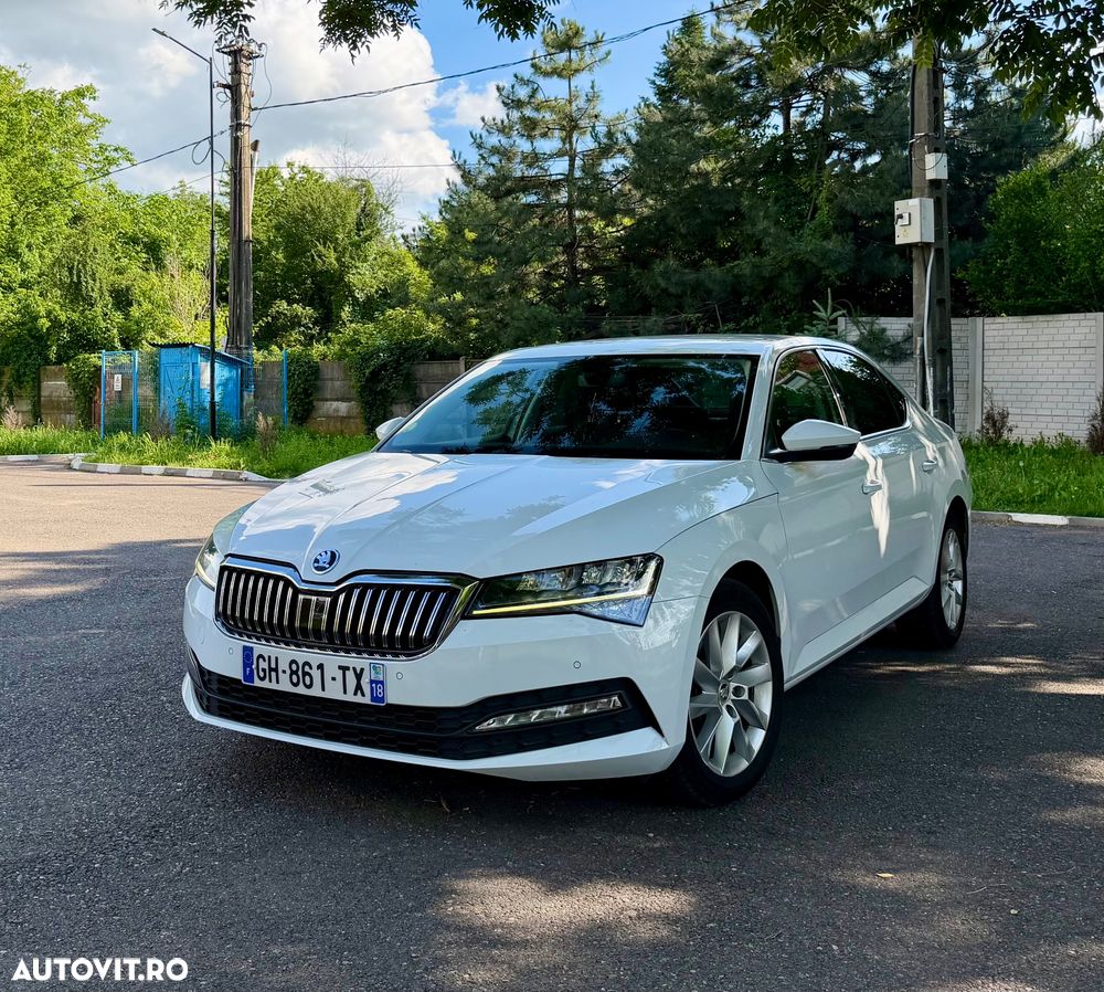 Skoda Superb 2.0 TDI DSG Premium Edition - 2