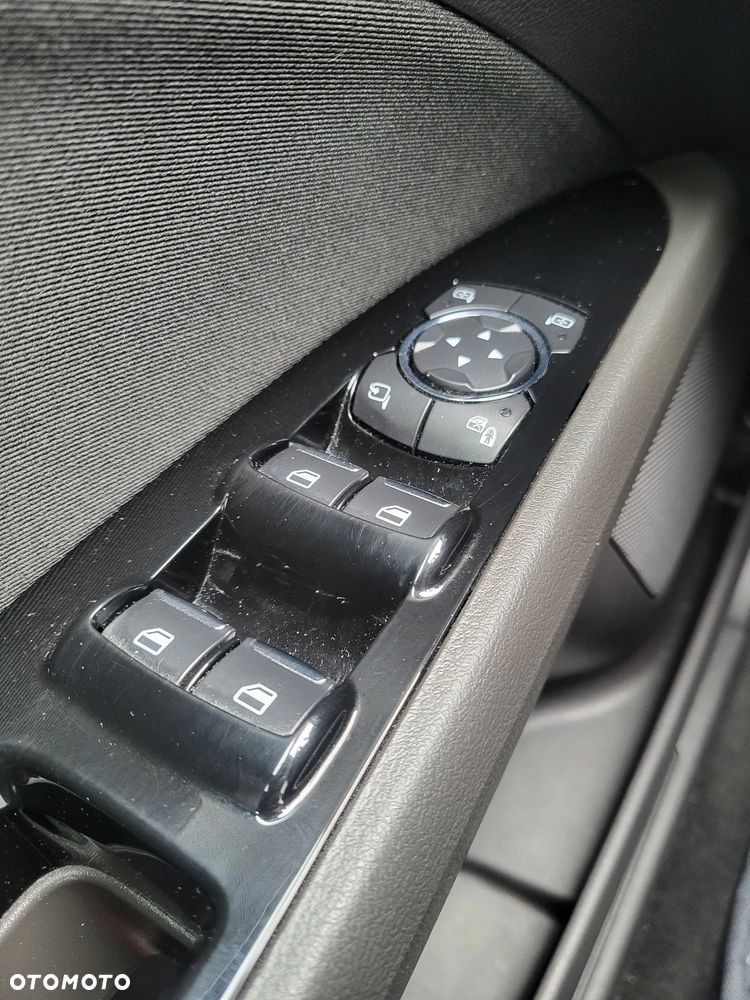 Ford Mondeo 2.0 EcoBlue Titanium - 14