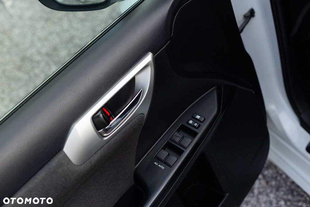Lexus CT - 19