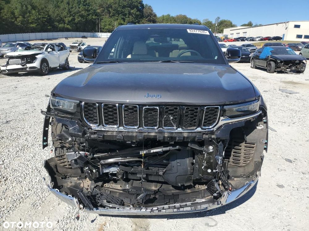 Jeep Grand Cherokee - 5