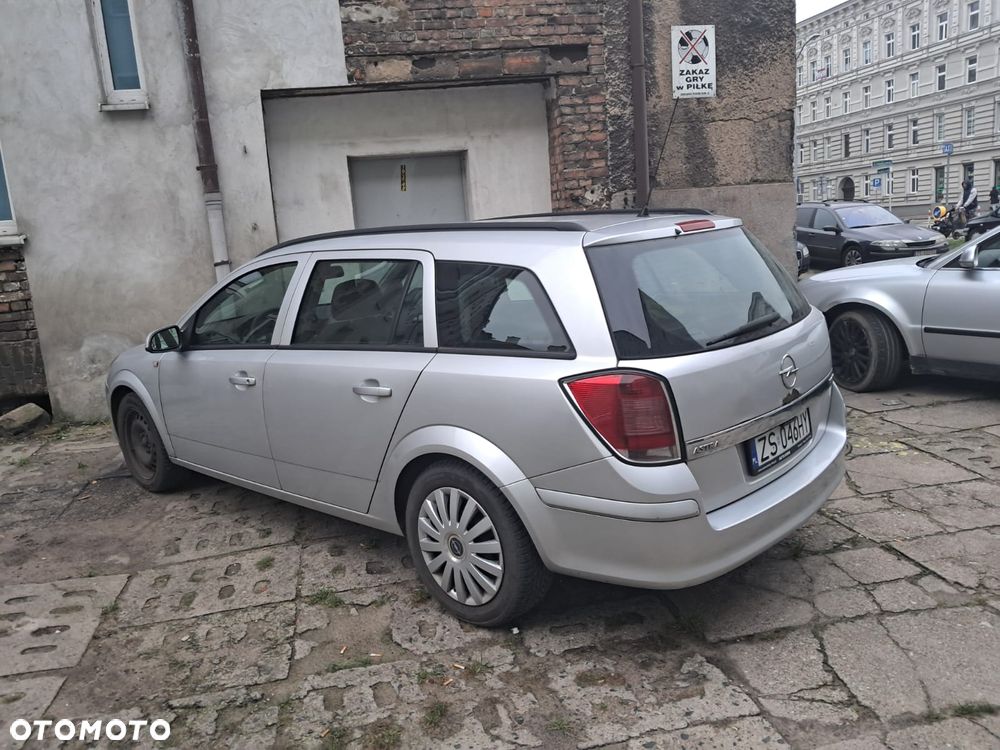 Opel Astra - 2
