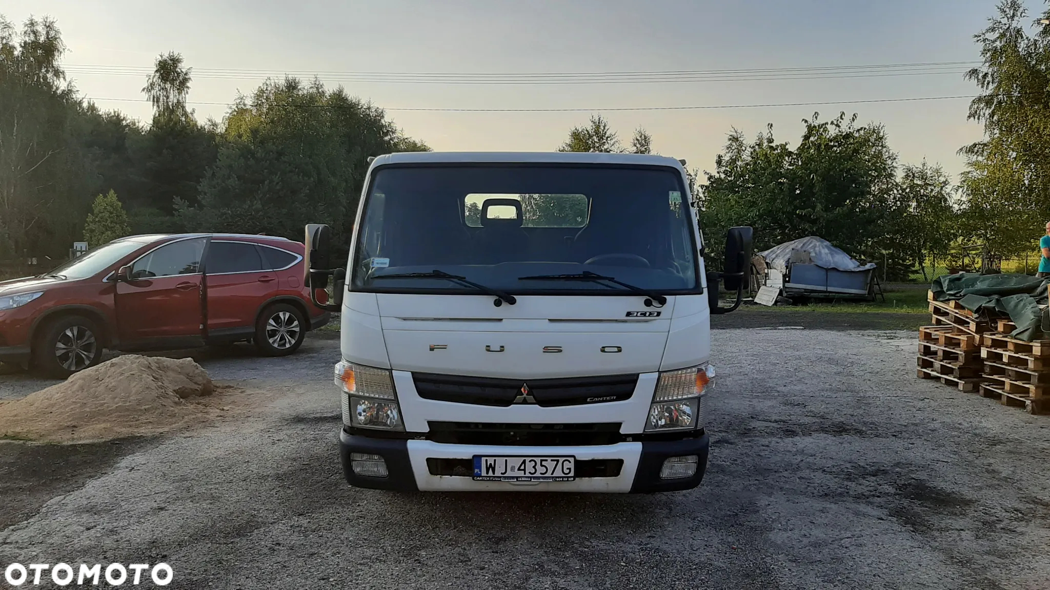 Mitsubishi Canter - 2