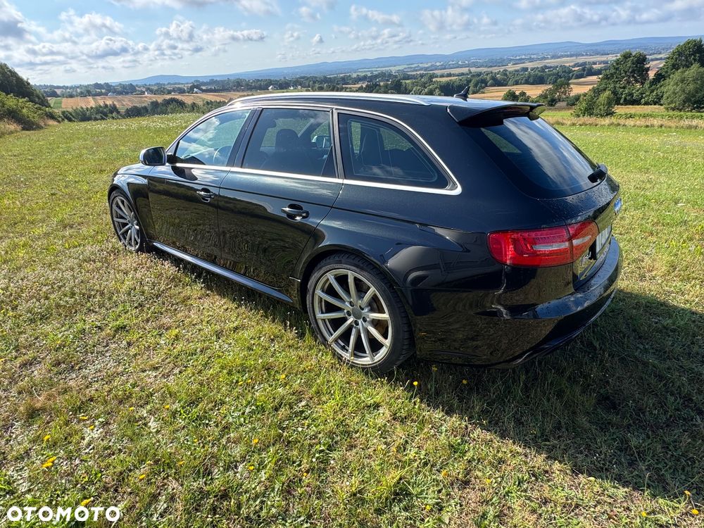 Audi RS4 Avant Avant S tronic - 3