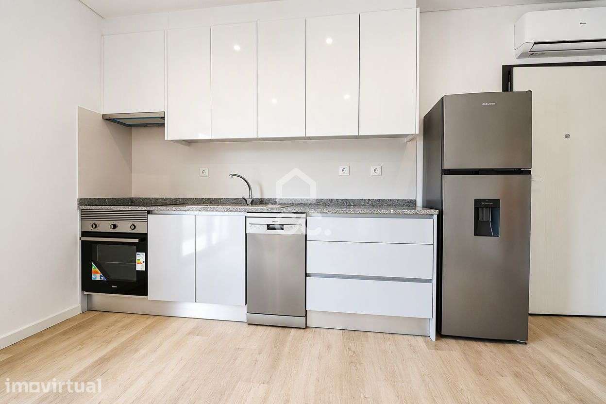Apartamento T1 novo com cozinha/sala em open-space, totalmente equipad - Grande imagem: 3/13