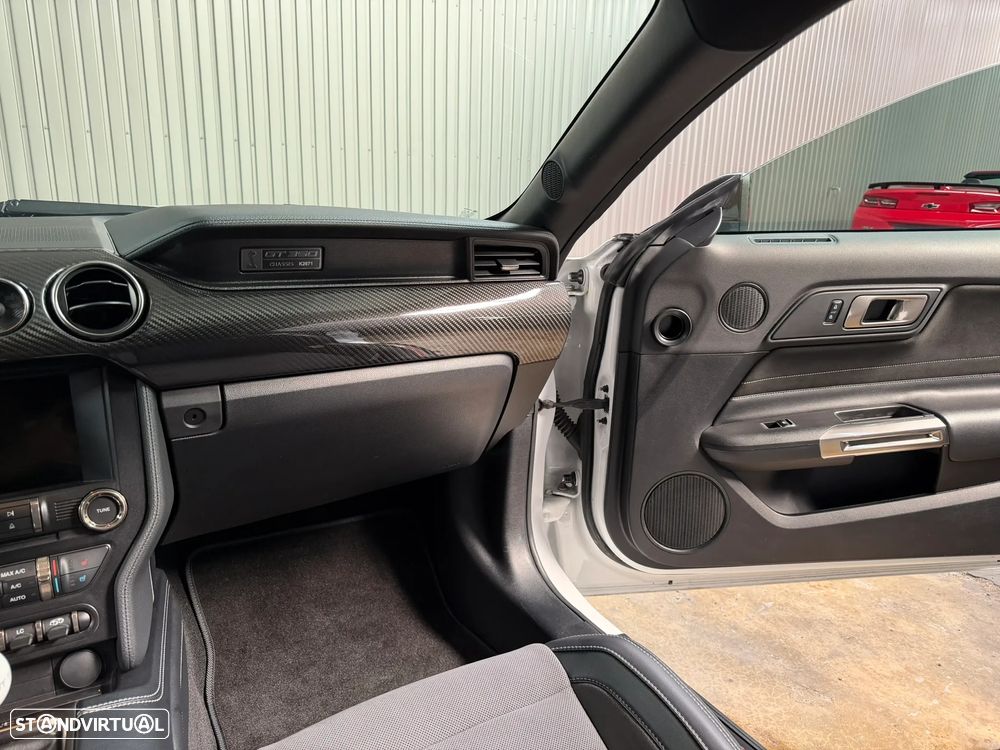 Ford Mustang Shelby GT350 5.2 V8 - 31