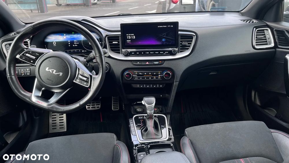 Kia ProCeed 1.6 T-GDI GT DCT - 17