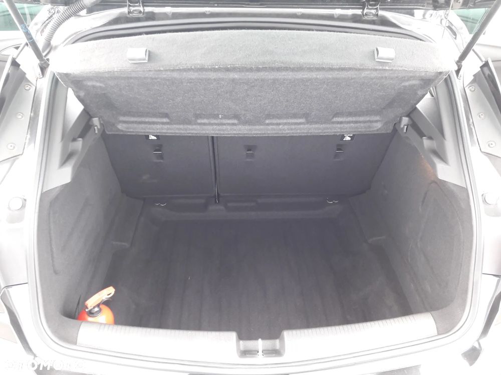 Opel Astra 1.0 Turbo Start/Stop Dynamic - 34