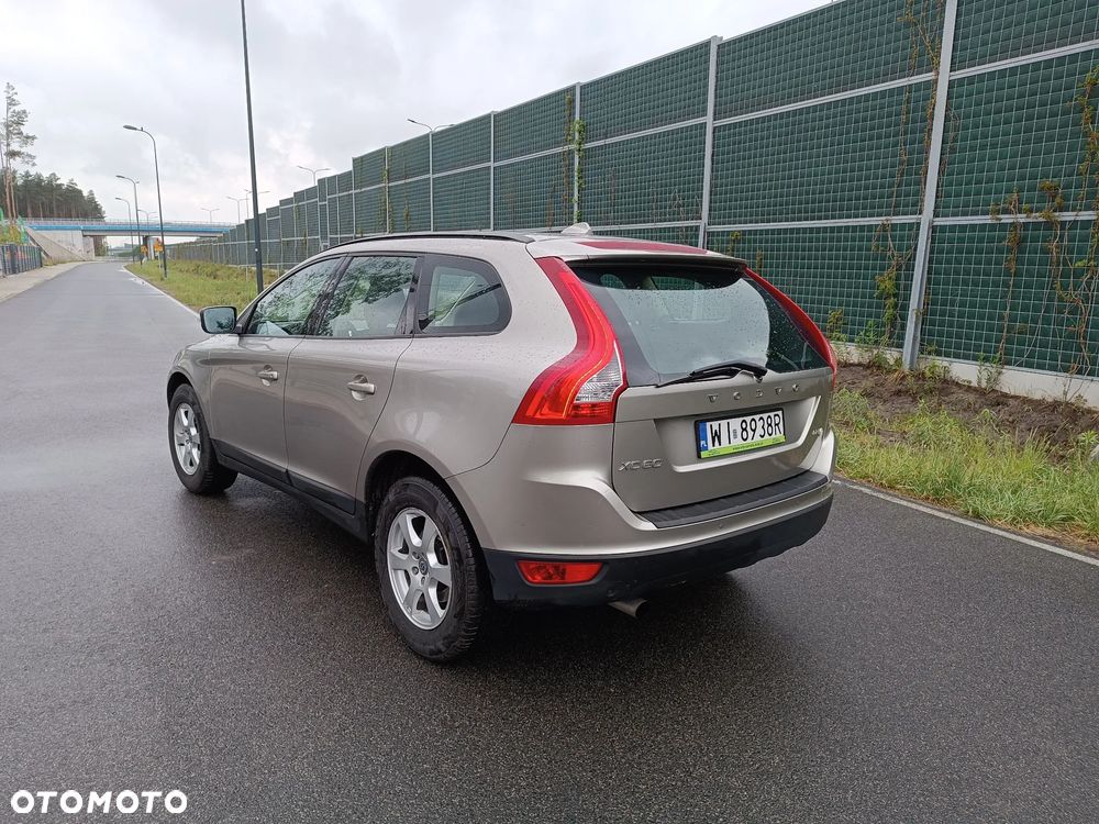Volvo XC 60 DRIVe Kinetic - 7