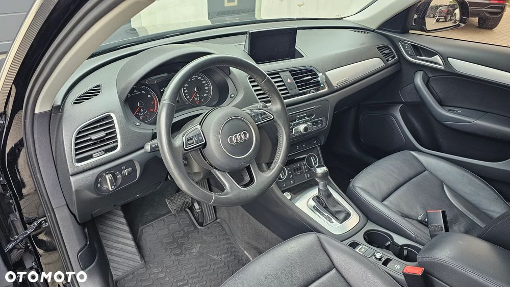 Audi Q3 2.0 TFSI Quattro S tronic sport - 25