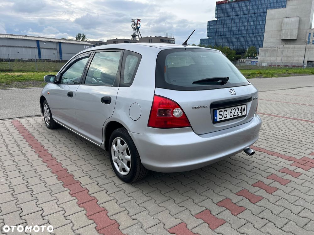Honda Civic 1.4i S - 23