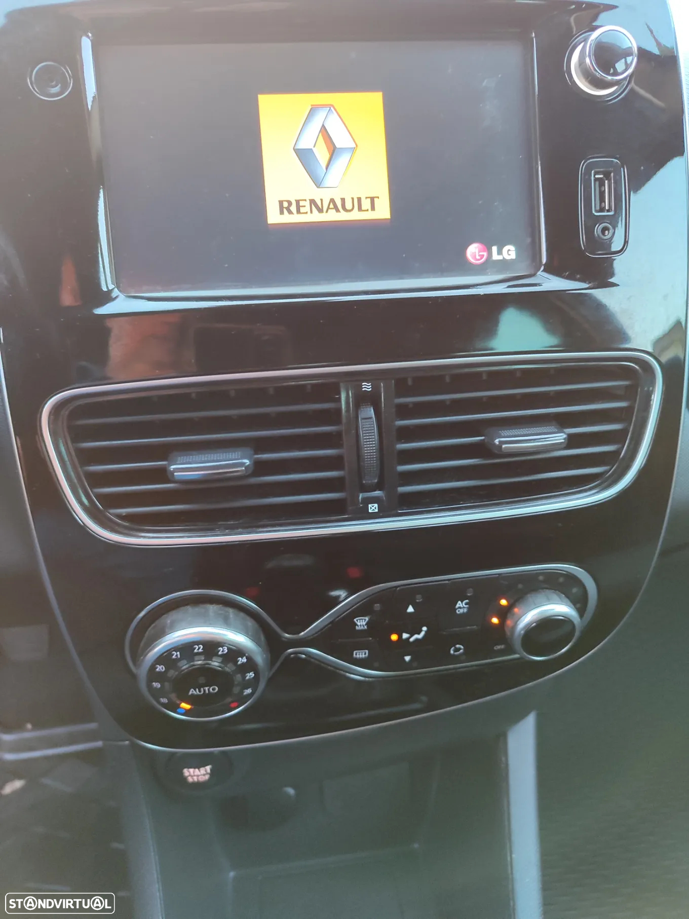 Renault Clio 0.9 TCE Dynamique S - 18