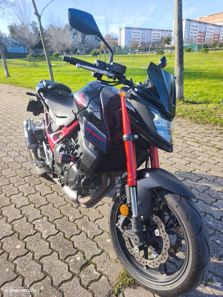 Honda Hornet 750 - 5