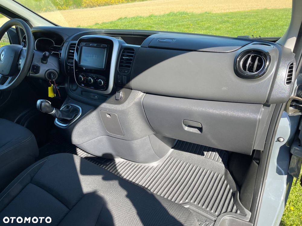 Renault Trafic - 28
