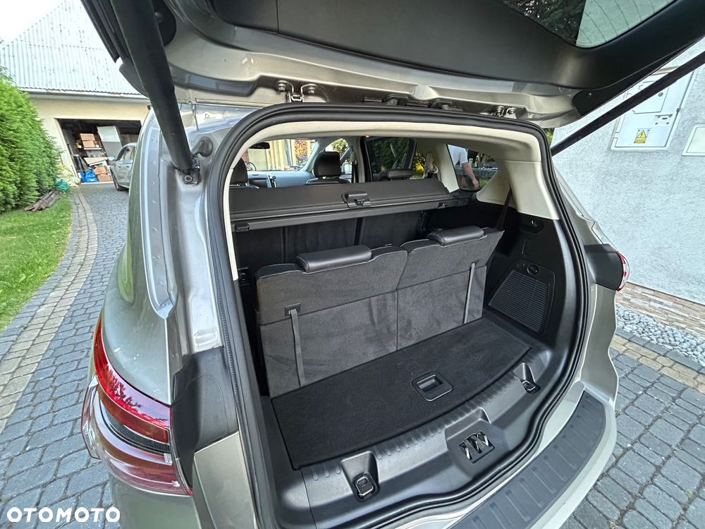 Ford S-Max - 30