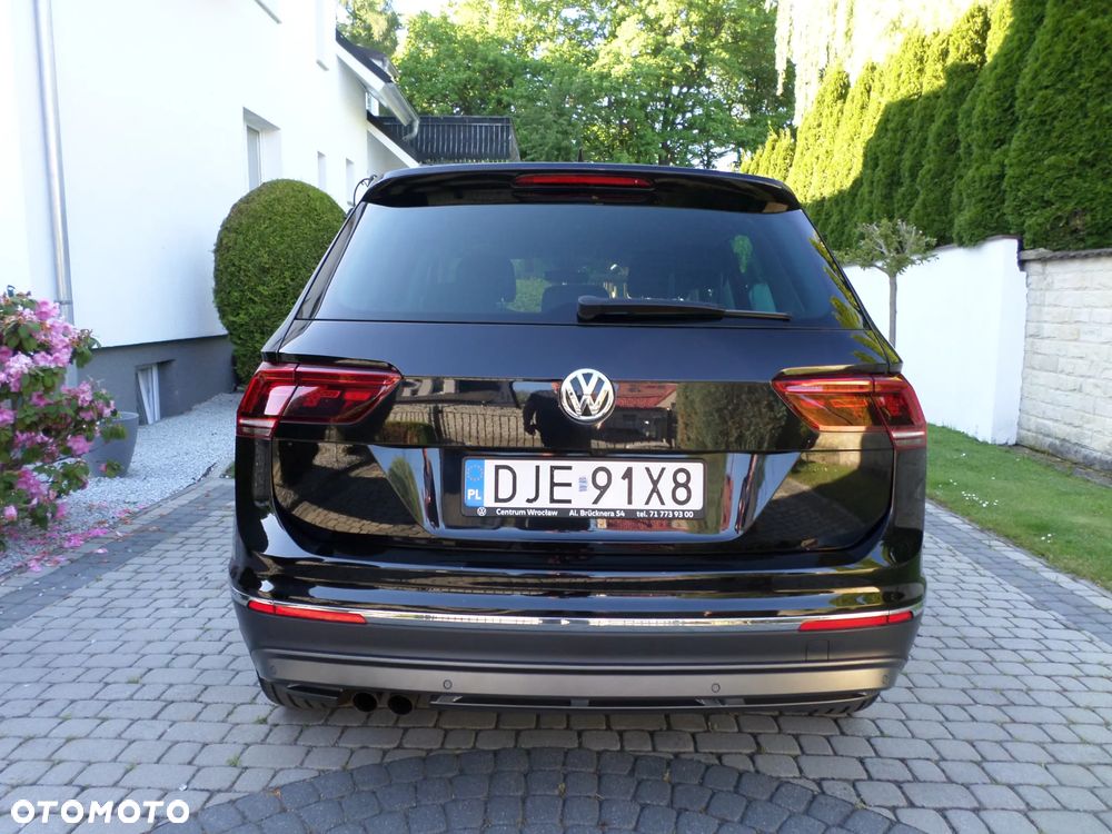 Volkswagen Tiguan - 9