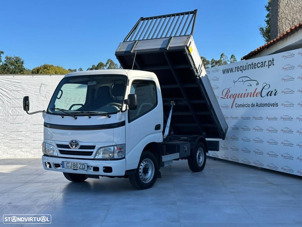Toyota Dyna 300 Caixa Basculante IVA Dedutível 3 Lugares - 1