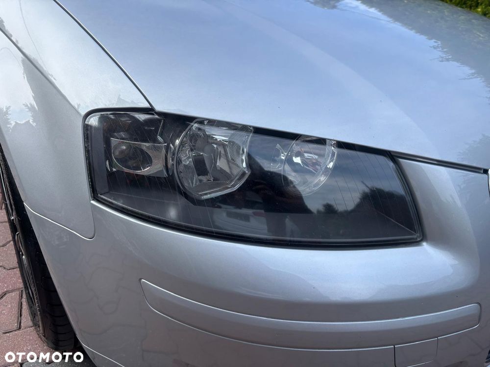 Audi A3 3-drzwiowe 1.6 Ambition - 17
