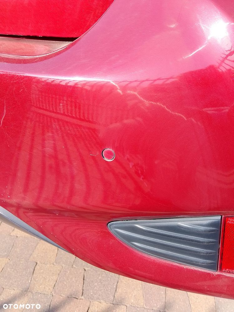 Toyota Yaris Hybrid 100 Dynamic - 20