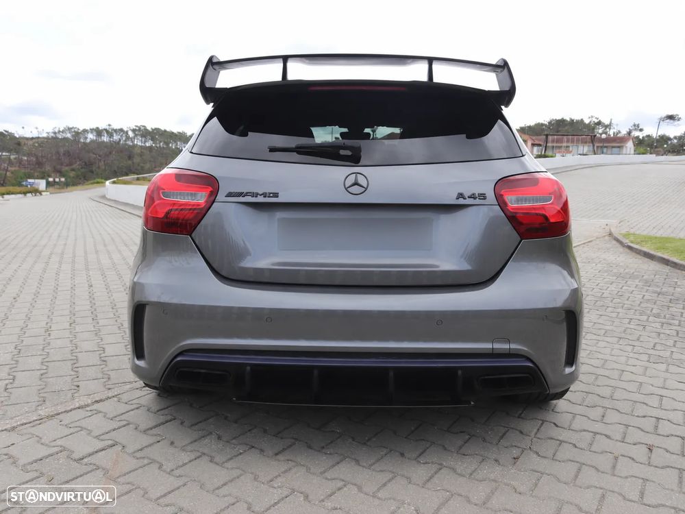 Mercedes-Benz A 45 AMG 4Matic Speedshift 7G-DCT - 4