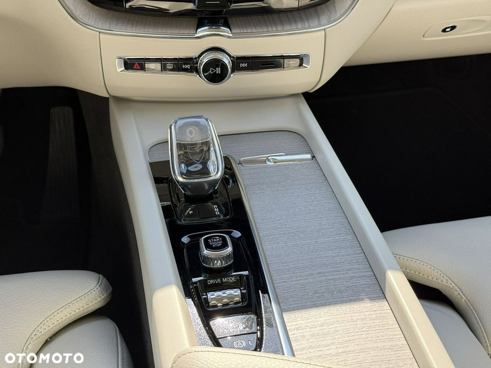 Volvo XC 60 - 29