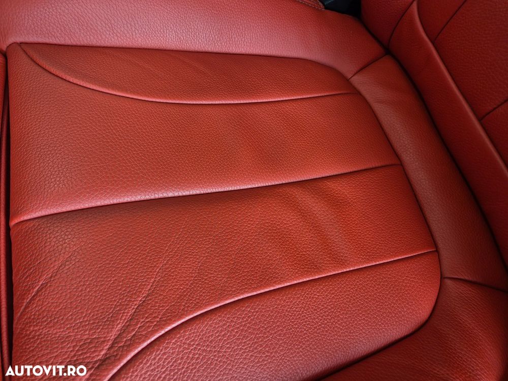 BMW Seria 1 118i Aut. - 36
